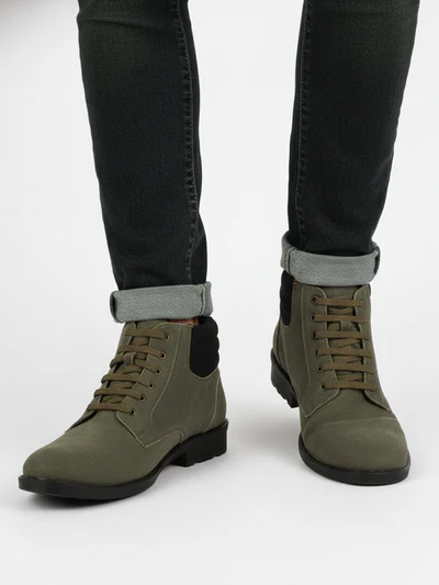 Suede Chukka Boot