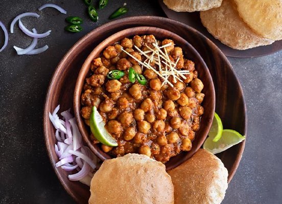 Chhole Bhature (02 Pcs) | છોલે ભટુરે (૦૨ નંગ)