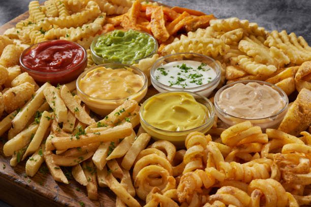 Cheese Fries with Dip Souses (100g.)