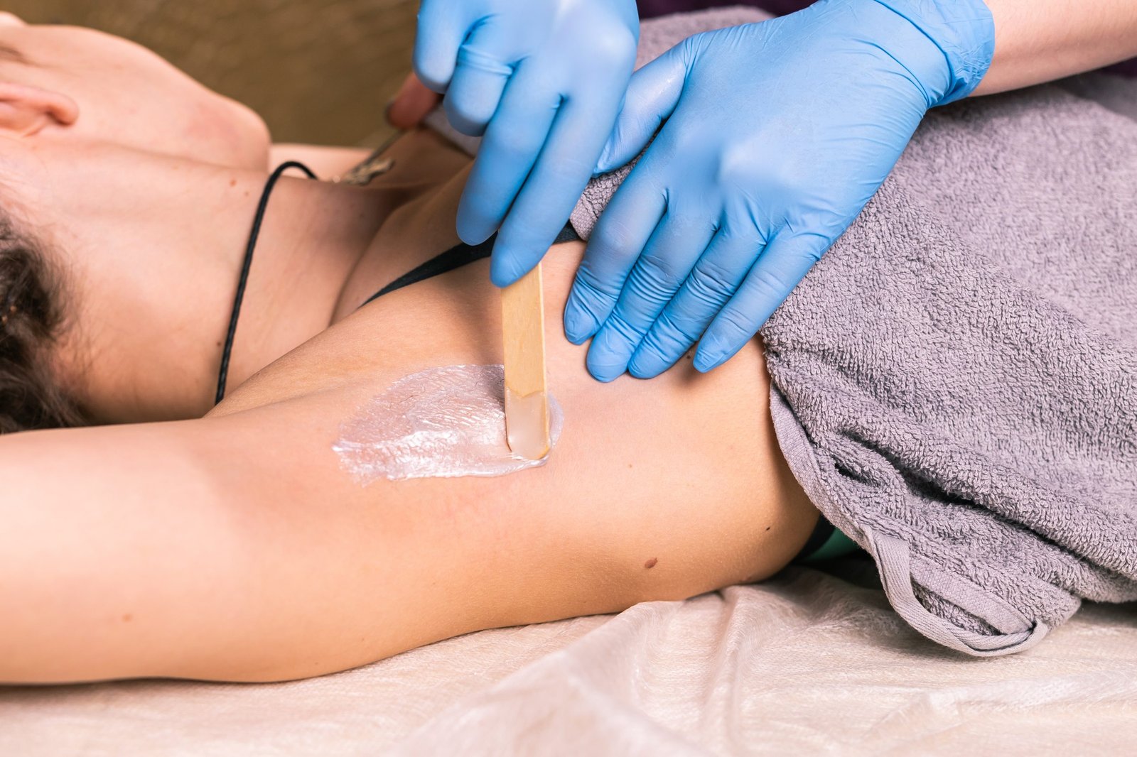 Underarms Regular Wax