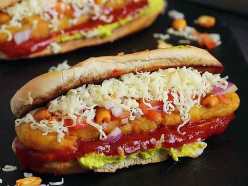 Pizza Stuffed Hot Dog (પીઝા સ્ટફ હોટડોગ)