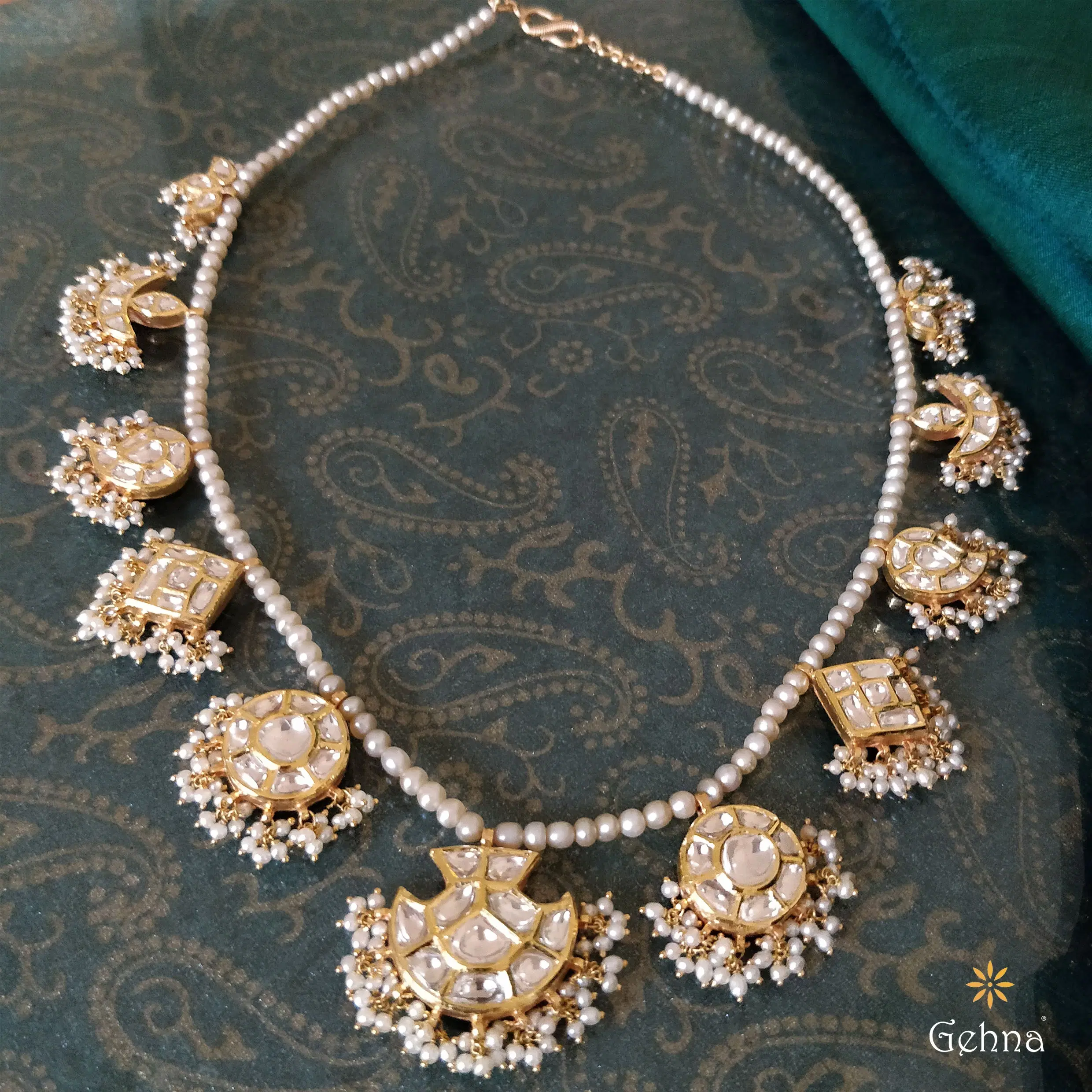 Basra Pearl Choker Set