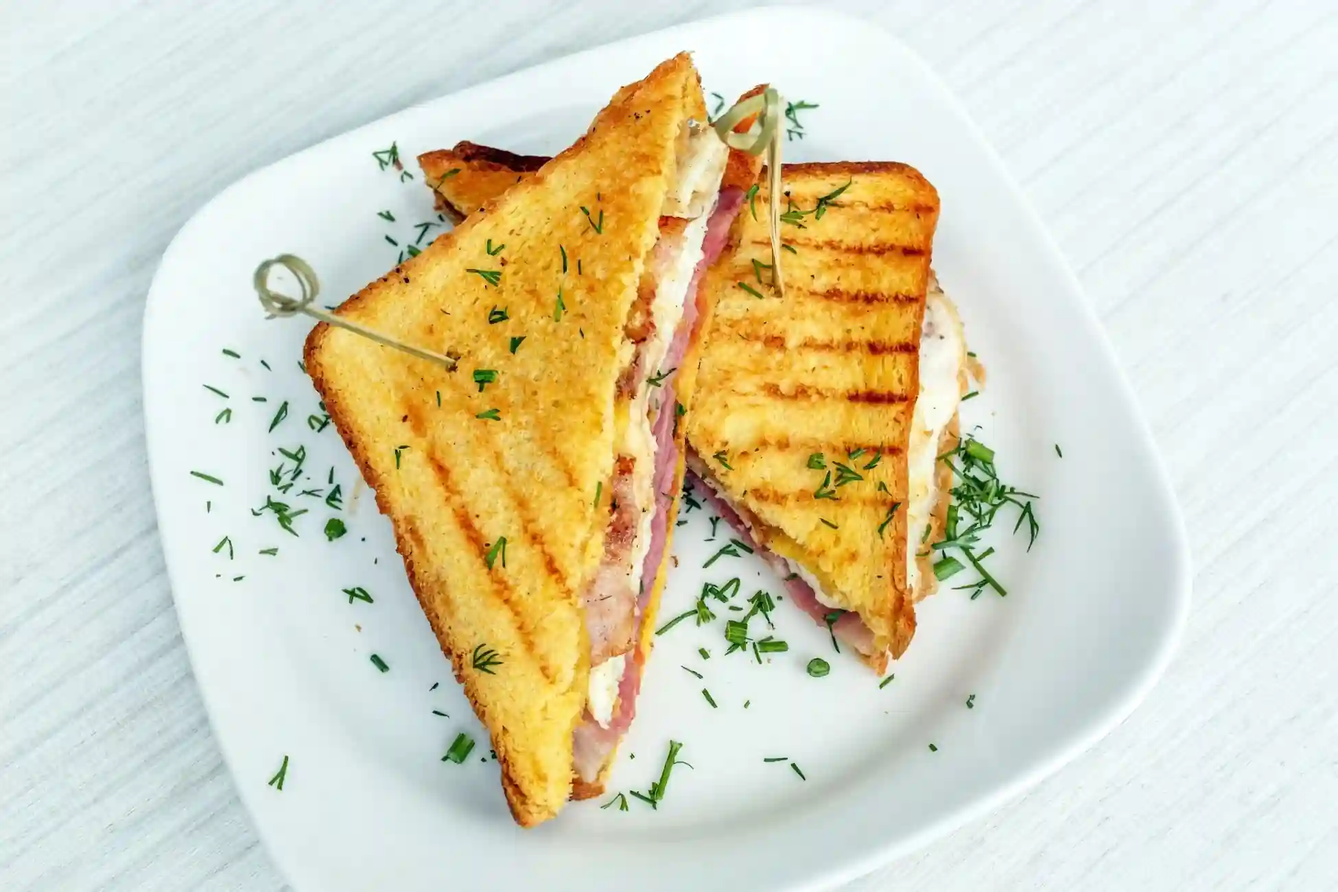 Italian Grill Sandwich (ઇટાલિયન ગ્રિલ સેન્ડવિચ)