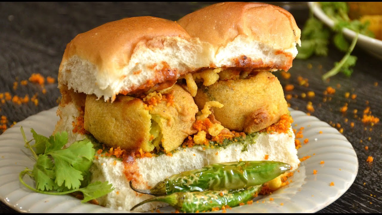 Vada Pav (વડાંપાઉં)
