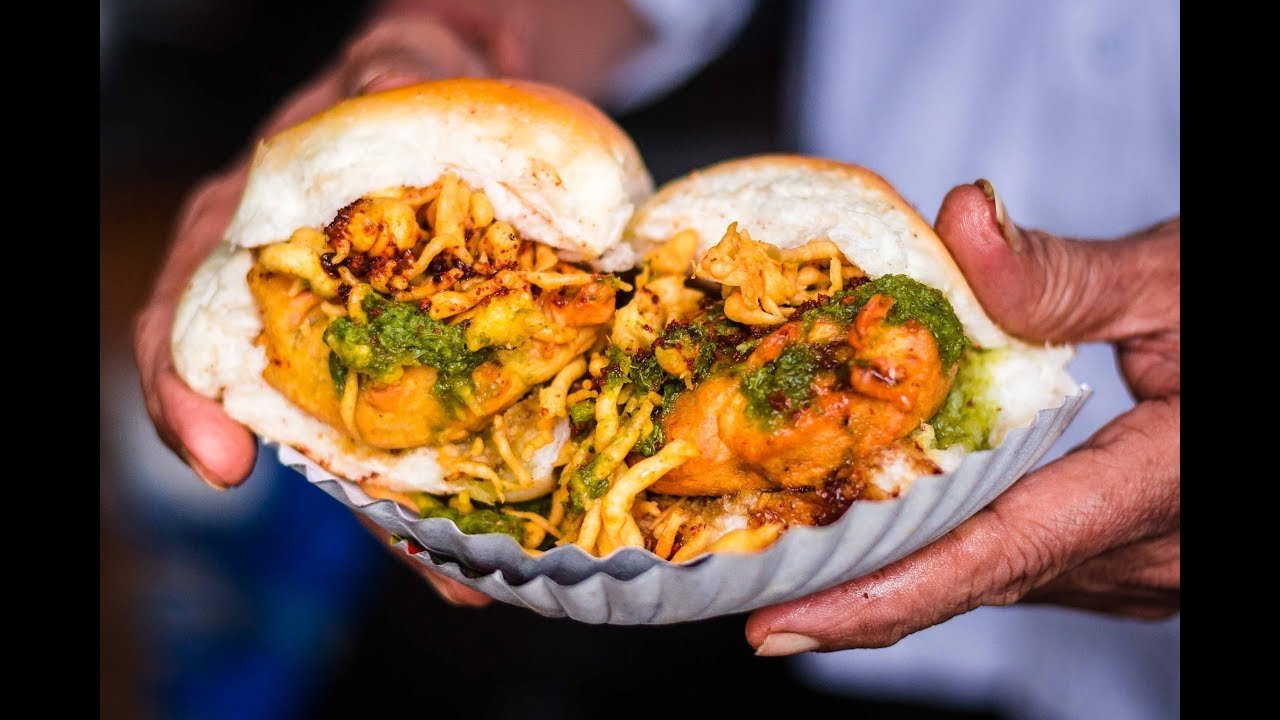 Bombay Kachu Vada Pav (બોમ્બે વડાપાઉં)