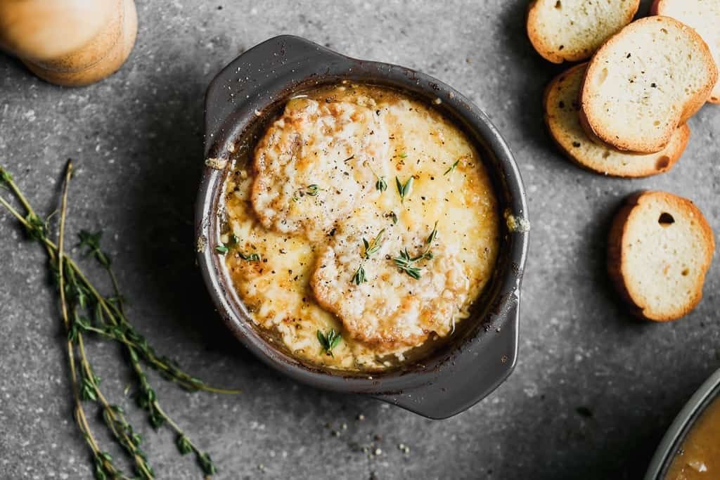French Onion Soup | ફ્રેંચ ઓન્યન સૂપ