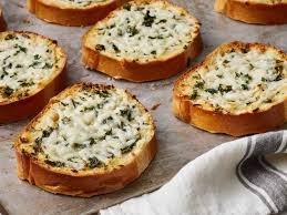 Corn Cheese Garlic Bread  (કોર્ન ચીઝ ગાર્લિક બ્રેડ)