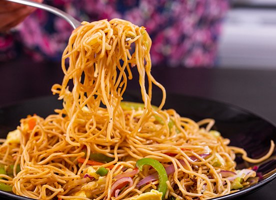 Veg Chowmin | વેજ ચાઉમીન