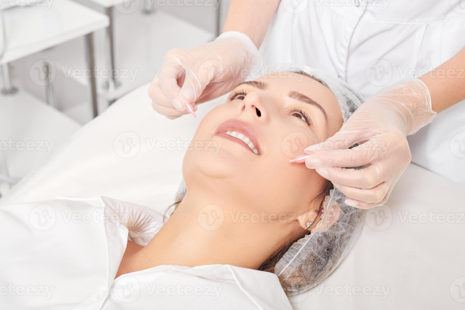 Medium Facial