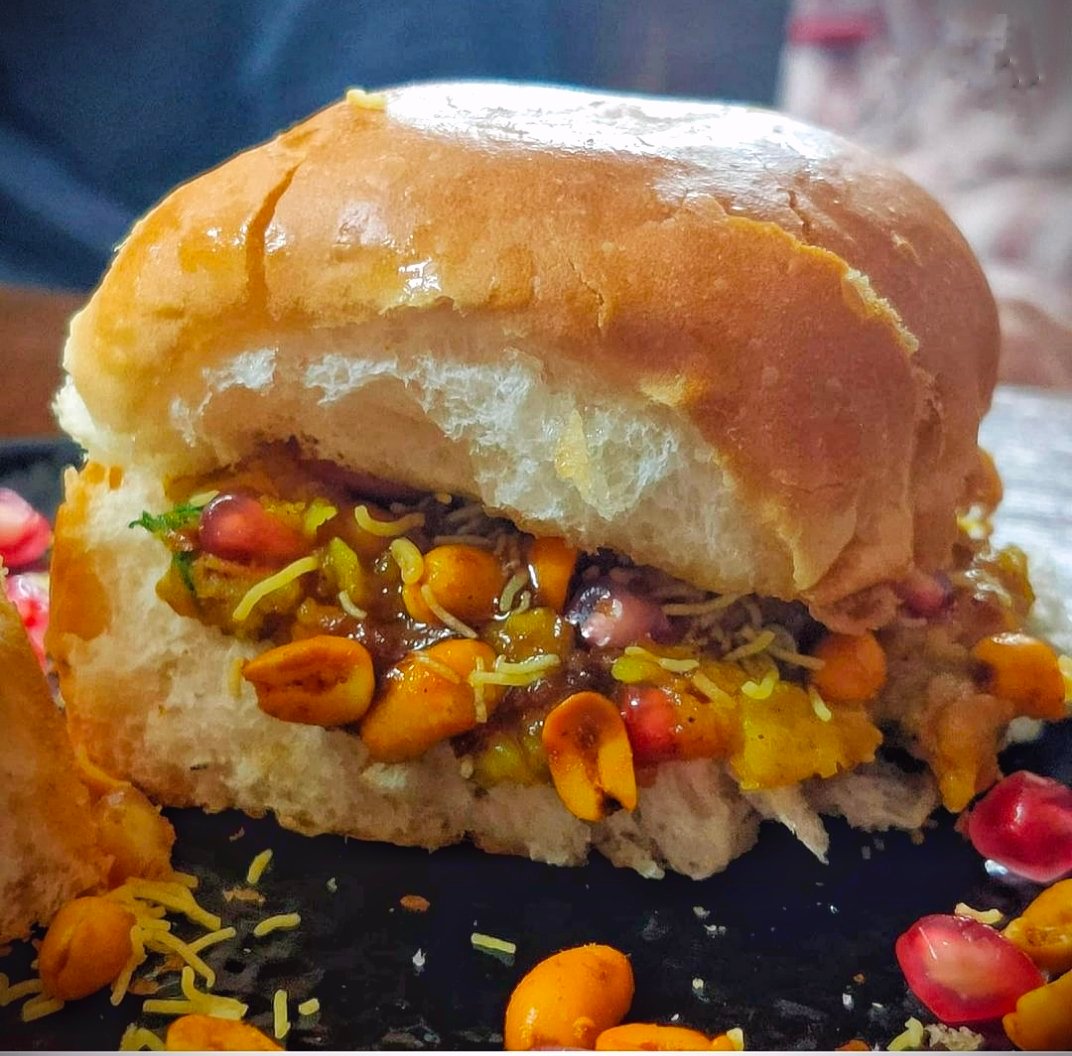 Oil Dabeli