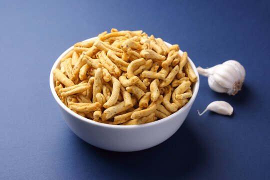 Garlic (Lasan) Sev