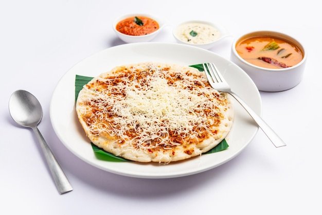 Onion Cheese Uttappam (300g)