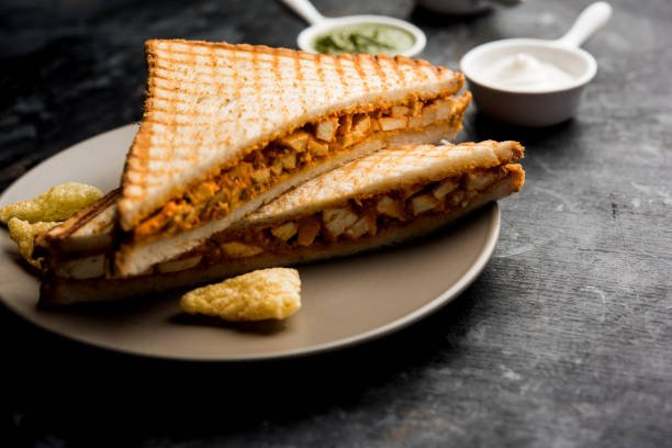 Paneer Tandoori Sandwich (પનીર તંદૂરી સેન્ડવિચ)